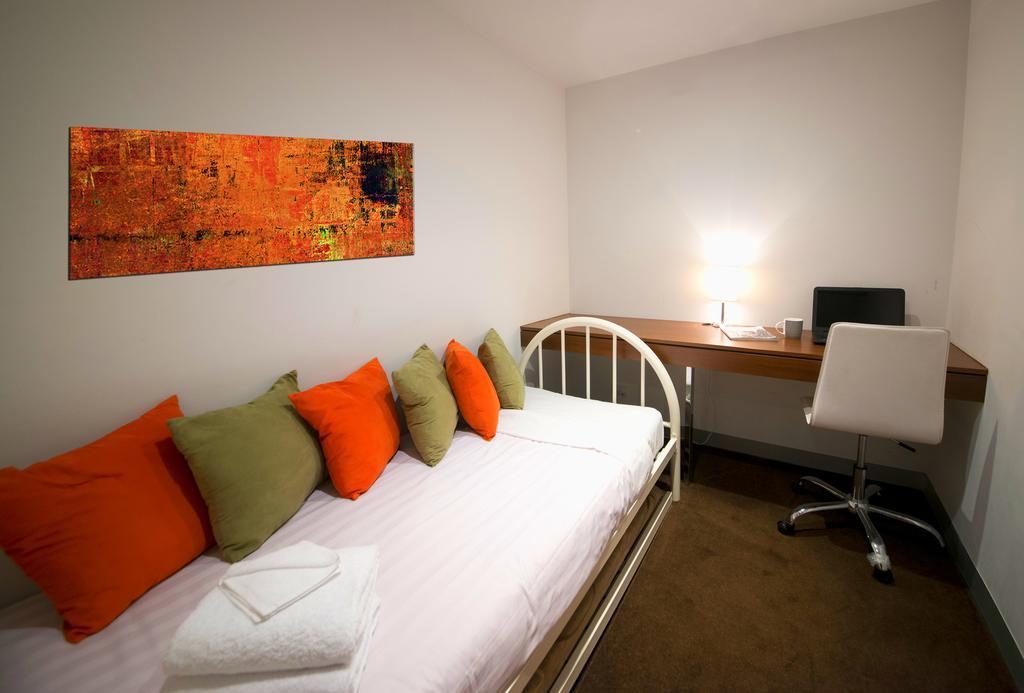 Abc Accommodation- Flinders Street Мелбърн Екстериор снимка